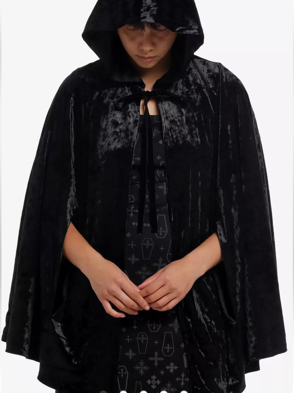 Hot Topic Black Velvet Hooded Cape Reversible